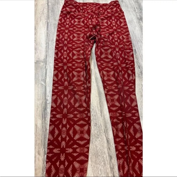 LuLaRoe Pants - LuLaRoe Women's Red Leggings One Size Stretch Comfort Casual